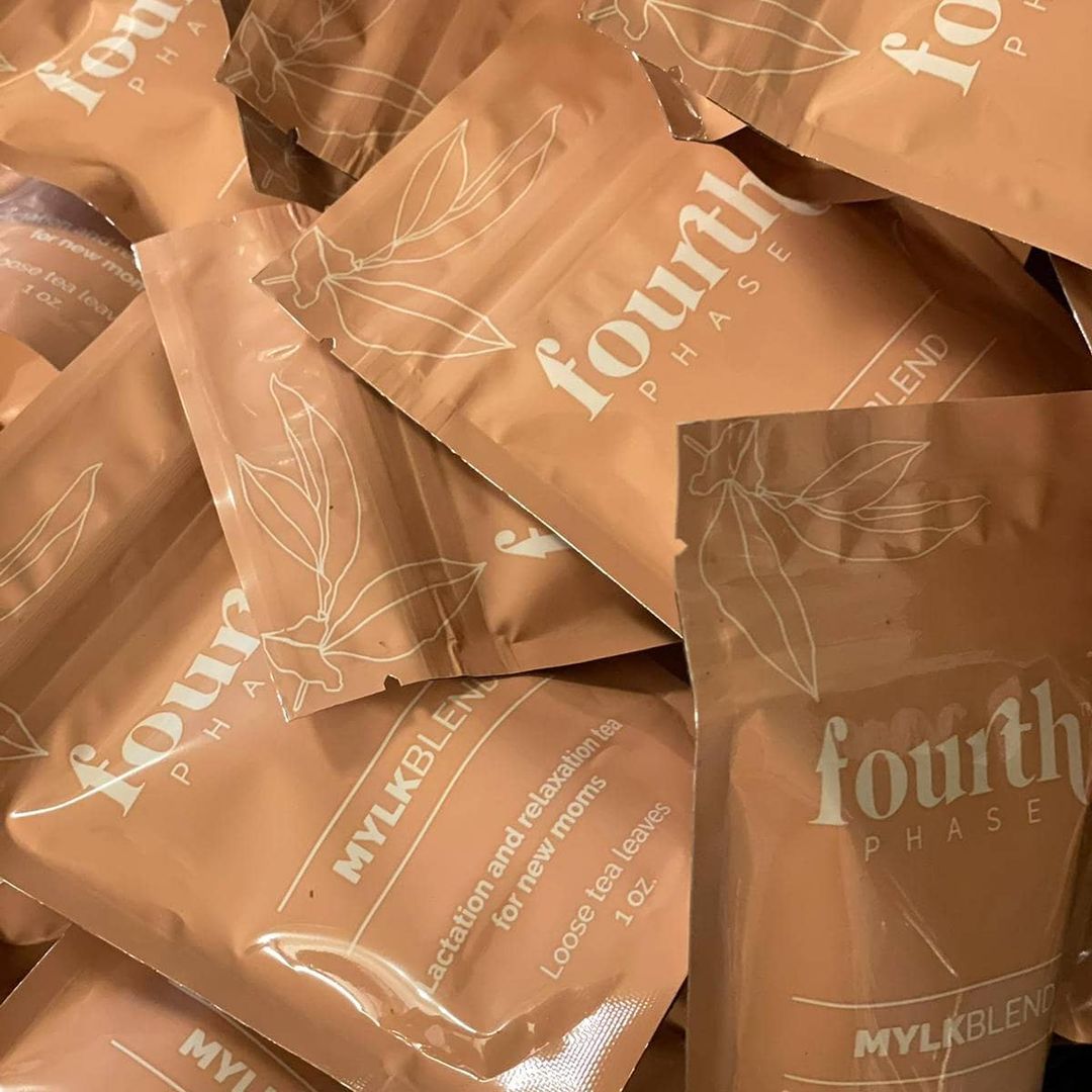 fourthphasebox's tweet photo. We are so proud of our #Mylkblend tea, which is a lactation and relaxation tea made with leaves & seeds designed to help with the production of milk & relax your mind and body.
#fourthphasebox #maternalhealth #blackmaternalhealth #midwives #newborn #doulas #obgyn #newmom #women https://t.co/sc3IDF1CM9