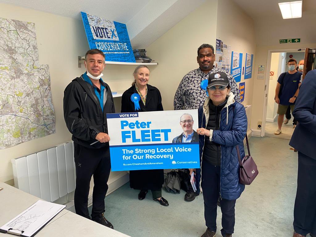 @BotaHopkinson and the team in Chesham and Amersham campaigning in support of @pdfleet and @caca_tories. Thank you @ChrisVinante for joining us! @TeamLondonUK @ItalianTories @sedefakademir @CFoI @CLWCA #TeamLondon