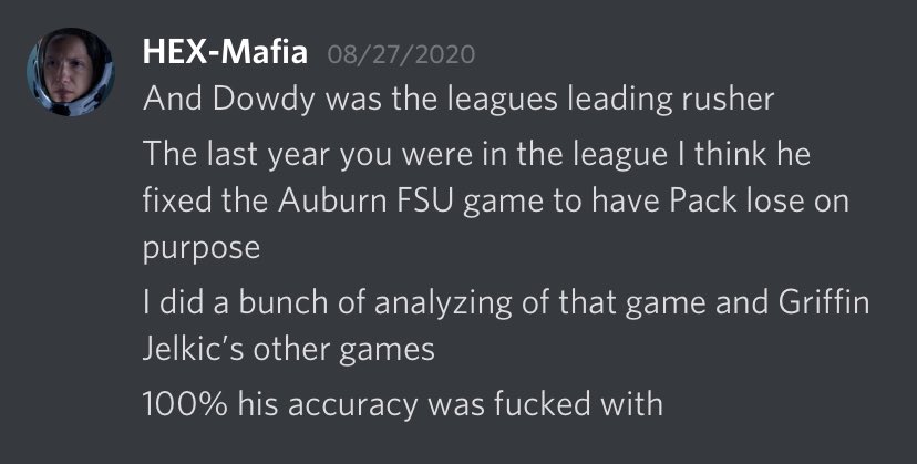 InsiderCraigB's tweet photo. @sports_fan39 @realmajesty95 This the same guy? He was always a fake tough guy. Even when he came crying into my DMs because mike was mean to him. https://t.co/A69Q7hjEAC
