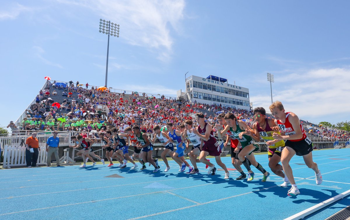 eiu's tweet photo. It was a great first day of competition for the @ihsa_il Track and Field Boys State Finals! ☀️🏃 #EIUSummer #IHSA @IHSAState https://t.co/jDwax4K052