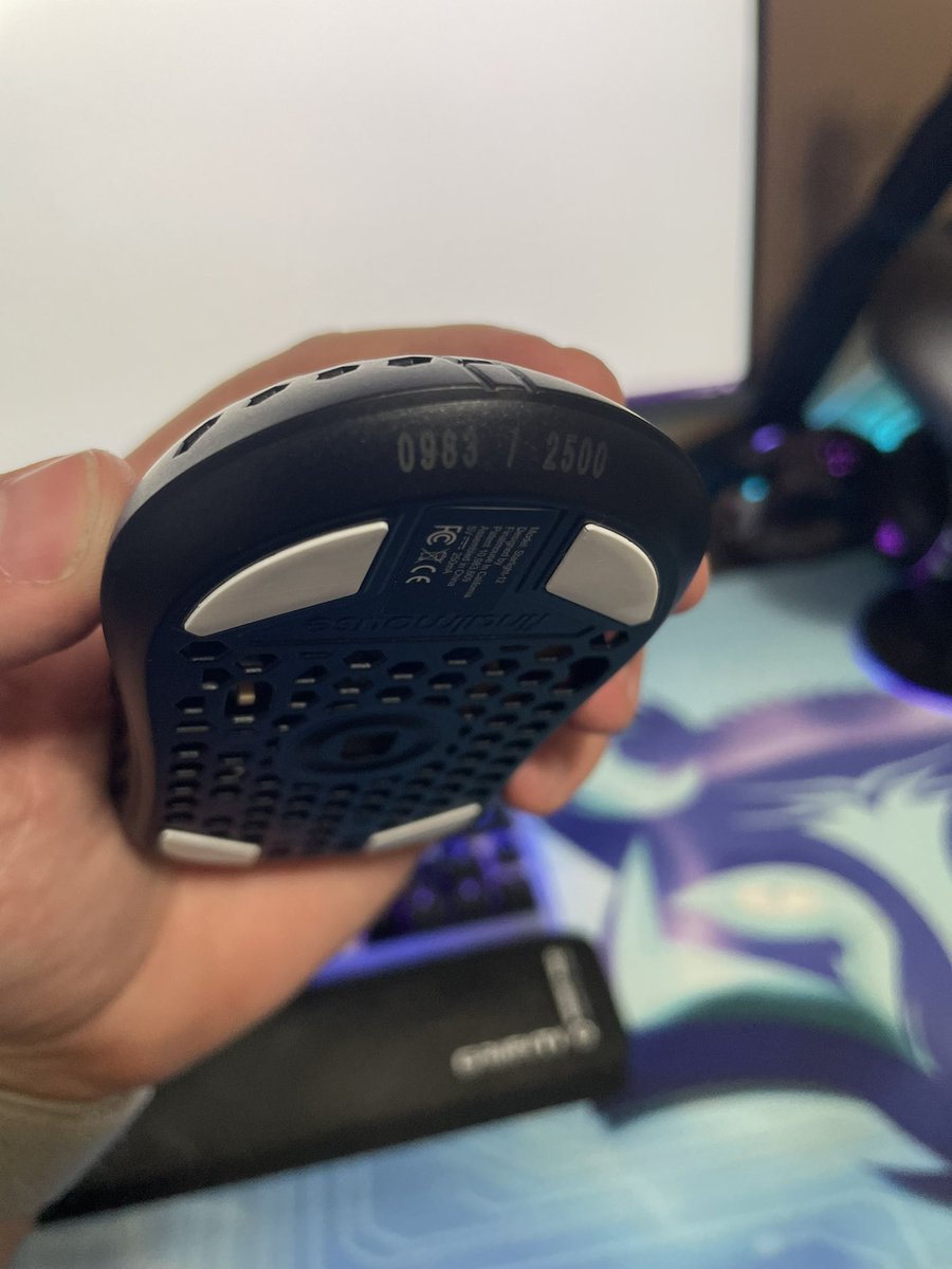 Ciserio's tweet image. 0983 reporting in!!! @finalmouse greatest mouse I have ever HELD EVER!!! 😍😍😍🥺