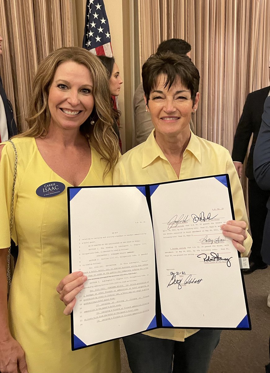 CarrieIsaac's tweet photo. It was a great day at #TheAlamo witnessing @GovAbbott sign 6 #2A bills into law today! HB 957, HB 1500, HB 1927, SB 19, SB 20 & SB 550 are now Texas law. #MakeAmericaLikeTexas https://t.co/KkUH10tSOC