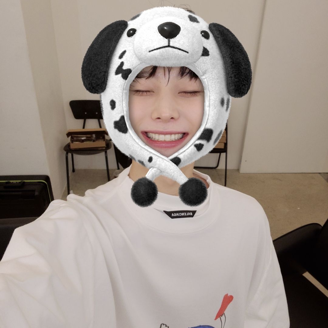 dtellias's tweet photo. Sunoo es la persona más tierna y hermosa que he visto, talentoso y entre muchísimas cosas más, merece todo lo bueno del mundo🤍 #SUNOO #SunooBestBoy #sunoosoft https://t.co/8mm8CO5XZZ