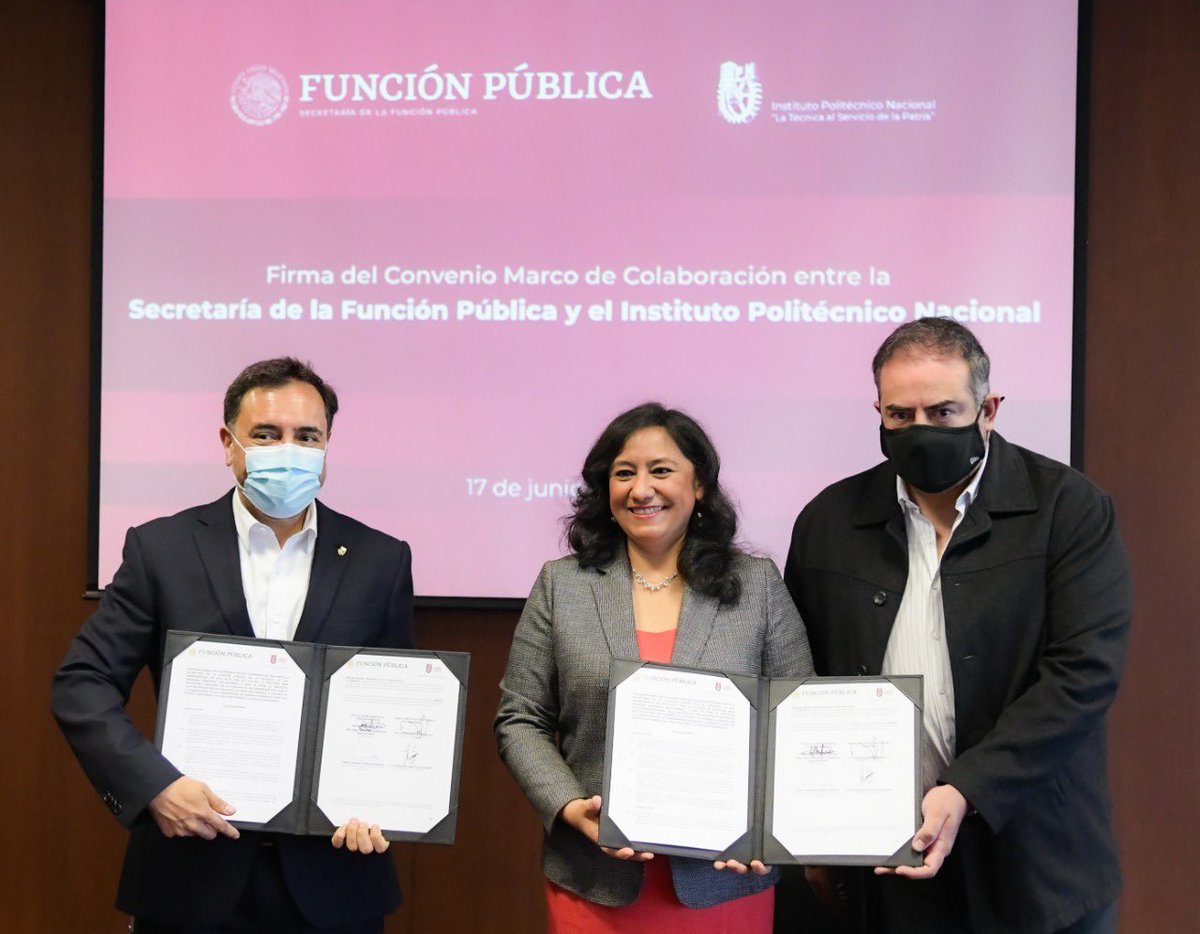 Irma_Sandoval's tweet photo. ¡Bienvenida la técnica y la ciencia al servicio del pueblo!

Esta mañana en la @SFP_mx signamos un convenio de colaboración con el Dir. Gral. del @IPN_MX, @ArturoReyesS_ para proyectos de #profesionalización del servicio público y democratización de las tecnologías. https://t.co/Xs32nkyU3Z