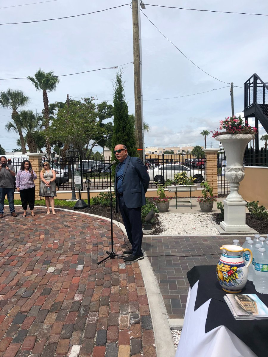 lemaconstruct's tweet photo. Congratulations Casa Santo Stefano on your Ribbon Cutting Ceremony, what a great location, people, and of course the food! Thanks for the warm welcome. #construction #yborcitychamber #ybor #tampa #casasantostefano #thankyou #lemaconstruction https://t.co/e5jPOiNtdB