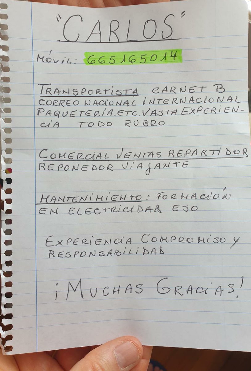 Este es Carlos, el padre de una amiga. Necesita trabajo. Lo ayudamos entre todos? Le haríais un gran favor dando RT 🙏🏻🥺 (Santiago de Compostela, Galicia)