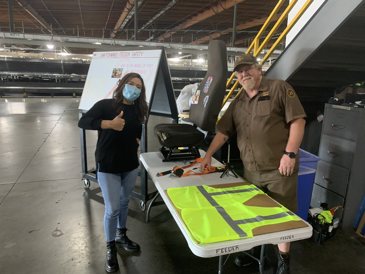 Are you wearing your seatbelt? What about your vest? @KathyG45566339 @Henry_J_UPSER @melirere @Bologni17 @UPSCERCAsafety @Sidewayssgaca @ComptonFeeder @SanDiegoFeeder