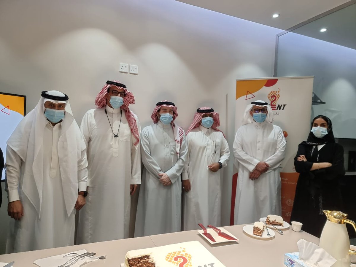 شركة #2invent تطلق هويتها الرسمية والحسابات الاجتماعية عبر منصات التواصل.
بحضور كل من سعادة المستشار م.منصور العبيد و م.ابراهيم العباس و أ.عبدالمحسن العبيد وأ.فهد الغانم وفريق العمل أ.محمد الطويان و.أ بدرية الجاسر و.أ سارة الخثعمي و أ.لجين ال بريك و أ.نوال العتيبي.