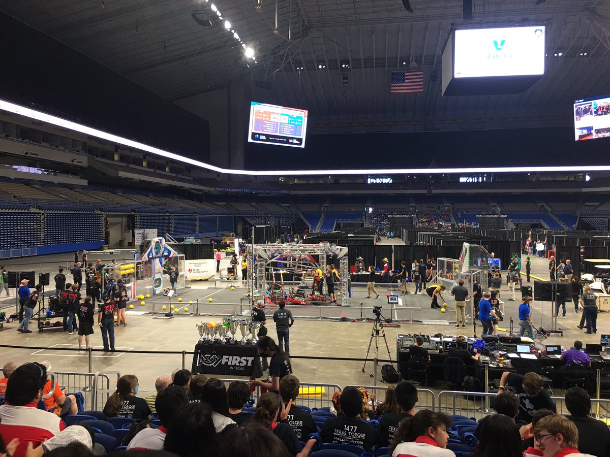 AllenRobotics's tweet image. Another triple climb in #txcup21 round robin! @Allen_ISD @AllenSTEAM