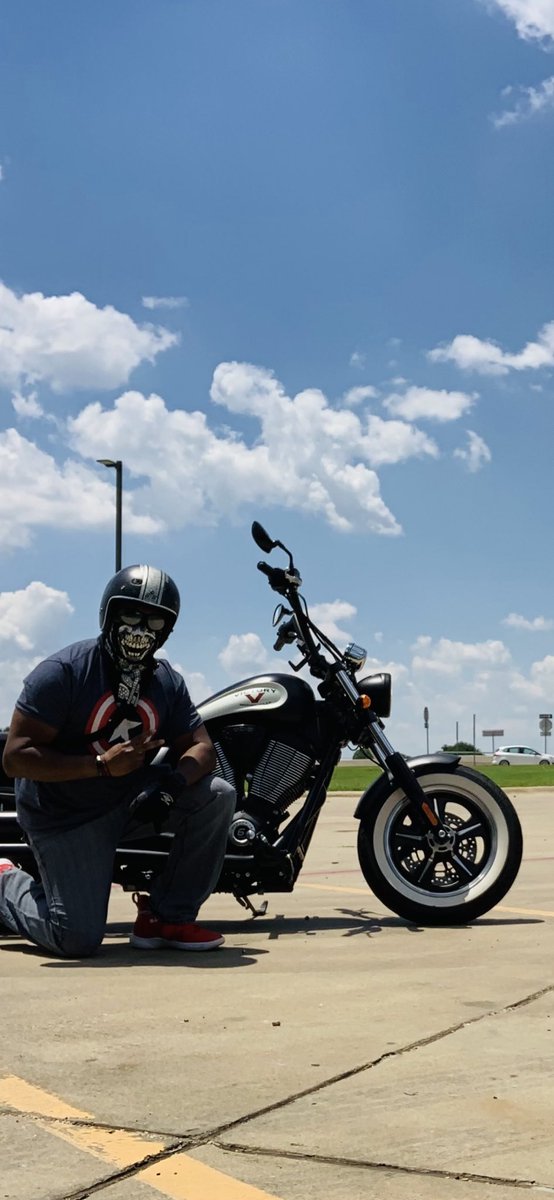chizamaniza's tweet photo. @VictoryBikes #rideforever #bikelife #victoryhighball https://t.co/UykmEdiMsd