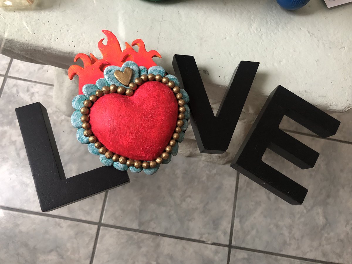 Love &amp; Passion #mexicanhearts #identity #passion #love #love&amp;passion #pain #heal #eternity #forgive #forget #forever #feelings