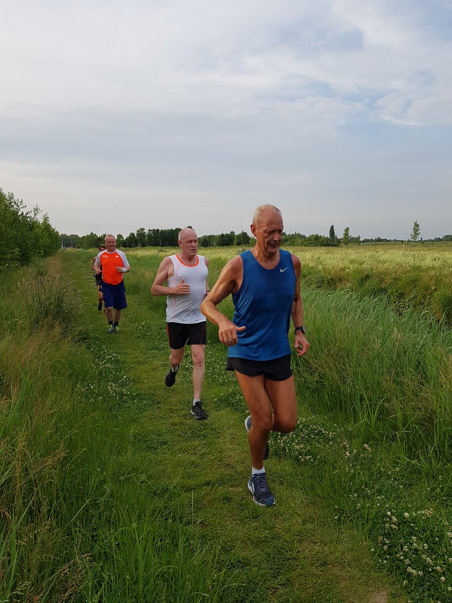Tonlegerstee's tweet photo. Training gegeven aan de C-groep van @cavenergie . Fartlek en trailen in de Kleine Duiker ! https://t.co/uAgDBvnjdi