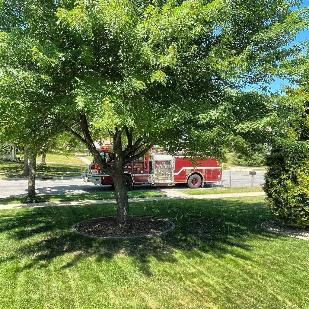 djogrolyo's tweet image. #Engine10 @madisonwifire #MFD #MFDPride #MFDEngine10 instagr.am/p/CQO_w9un-KZ/