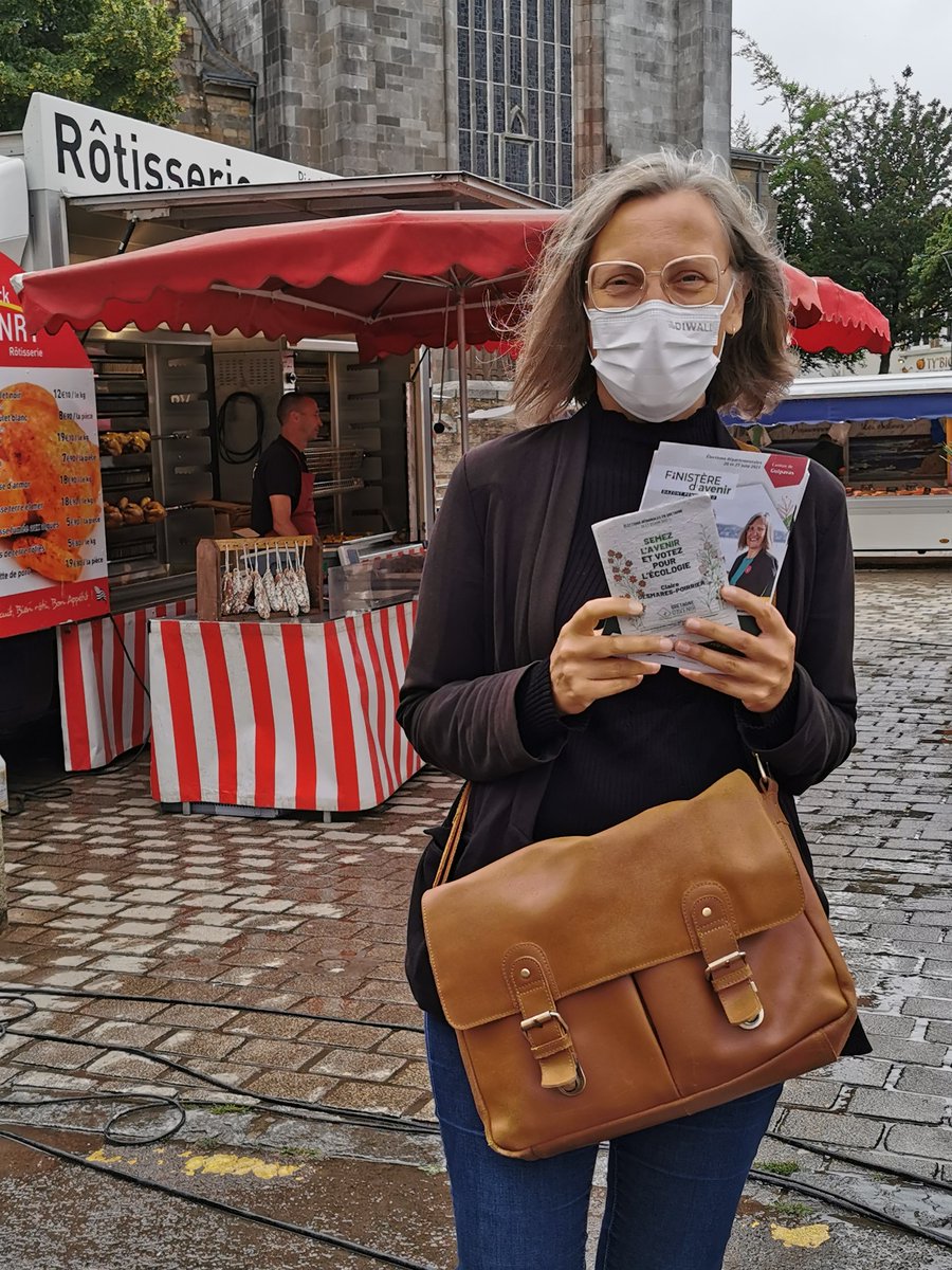 🌱 Le tract-graines de plantes aromatiques <a href="/bretagnedavenir/">Bretagne d'avenir</a> a eu énormément de succès ce matin sur le marché de #PlougastelDaoulas 🌱
Rassurez-vous il nous en reste encore quelques-uns à distribuer sur le marché alimentaire bio, demain vendredi, #LeRelecqKerhuon où nous serons 🌱