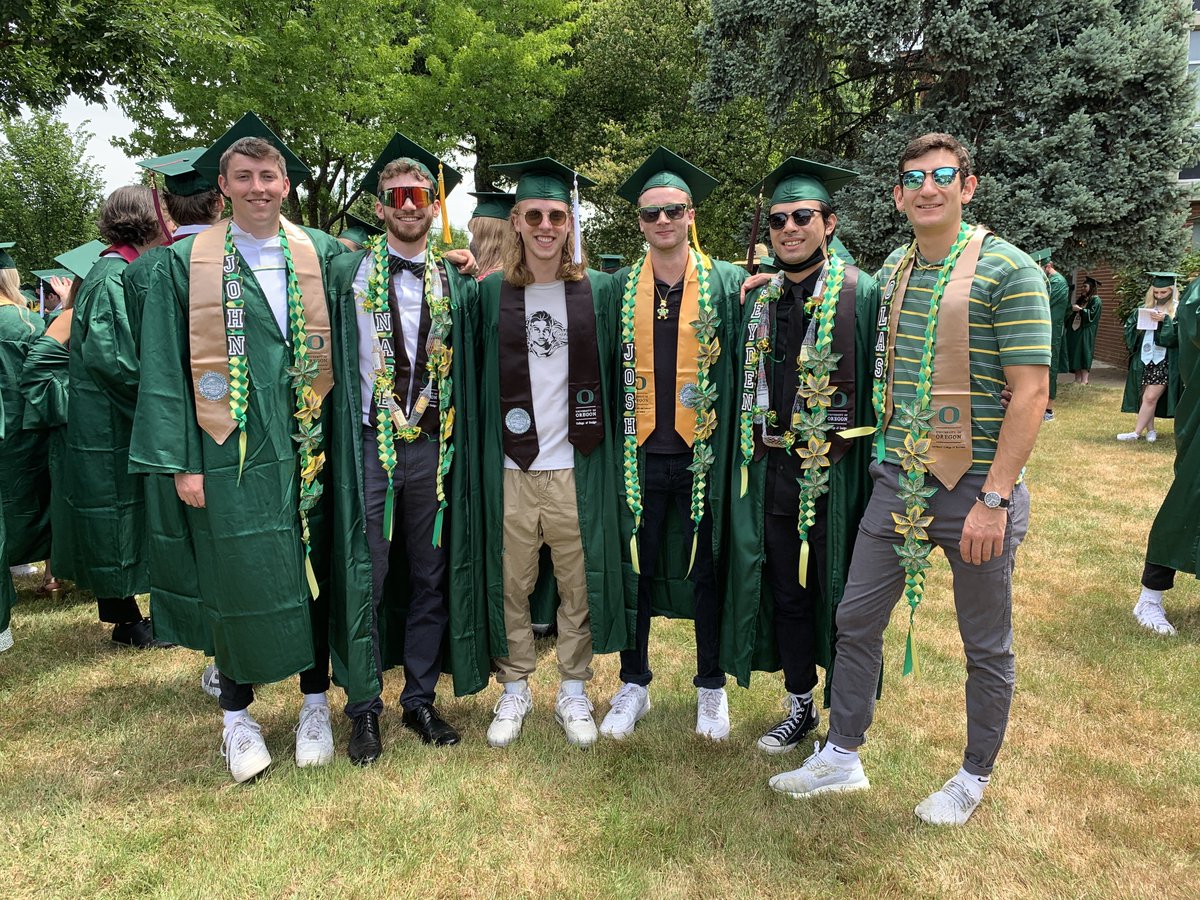 uoregon's tweet photo. Yeah, it's going to be a thread ... #DuckGrad21 #TBT https://t.co/2rCtVVoEjM