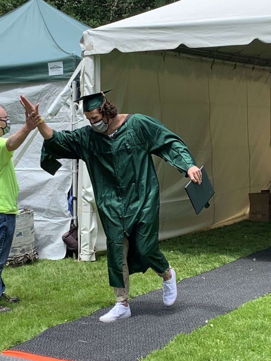 uoregon's tweet photo. Yeah, it's going to be a thread ... #DuckGrad21 #TBT https://t.co/2rCtVVoEjM