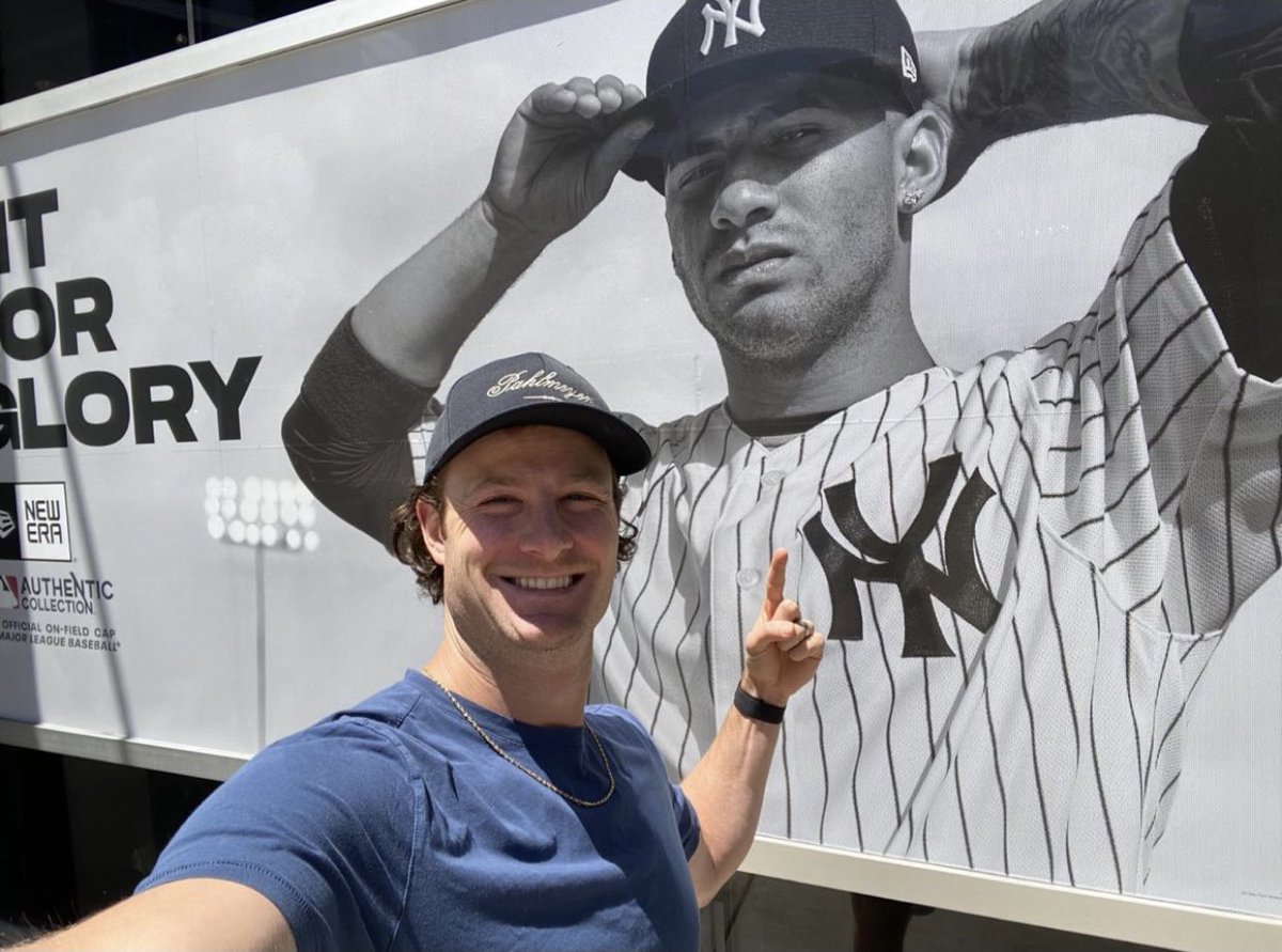 RT @TalkinYanks: Gerrit Cole took a selfie with a Gleyber Torres billboard today so there’s that https://t.co/2OZgL2DH4T