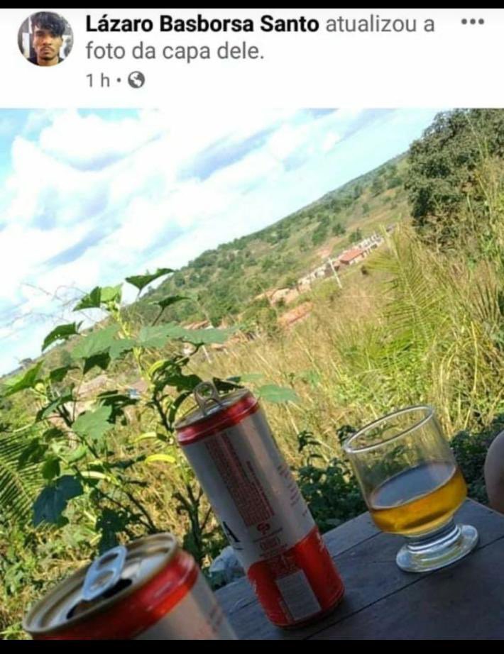 xmaicow's tweet photo. @CrimesReais *3 helicópteros, mais de 200 policiais a procura do lazaro*

o lázaro: https://t.co/7LHc4w9f3C