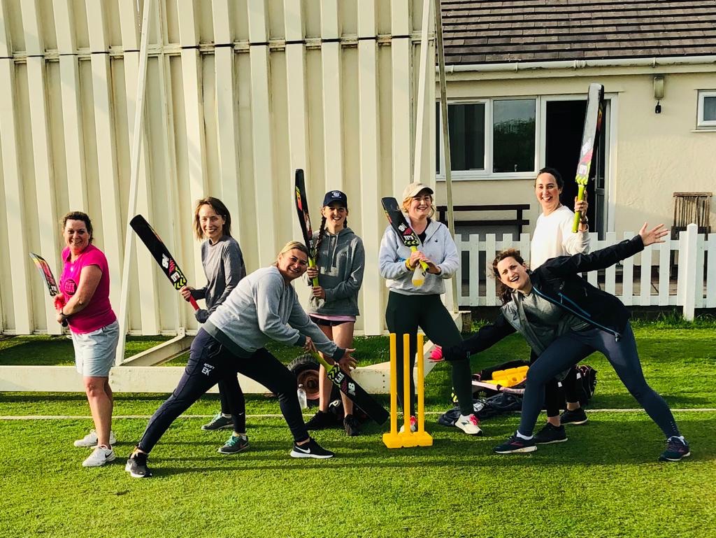 Our ladies team are ready to play this weekend with their first match against @Dolgellaucc let’s hope the rain stays away! If you fancy giving ladies softball ago then come along 6.30pm every Friday