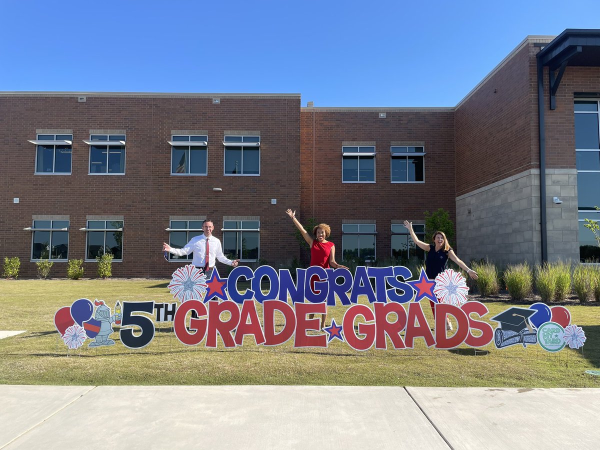 Jocelyn Young tweet media