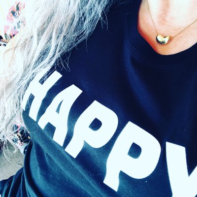 voiceovergurl's tweet photo. #Happy #summer #peace #blessings ❤️🙏🏼😽 https://t.co/dTOW5eZRYq