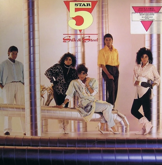 hayleylouiseg's tweet photo. Silk &amp; Steel - Five Star

✨#1 on 27th September 1986 (1 week)✨

👍🏻Best song: The Slightest Touch (an absolute bop)

👎🏻Worst song: Please Don't Say Goodnight (like, it's fine, but a little sickly even for me)

Probably my least favourite album so far...

#uknumberone https://t.co/naAKMukh7p