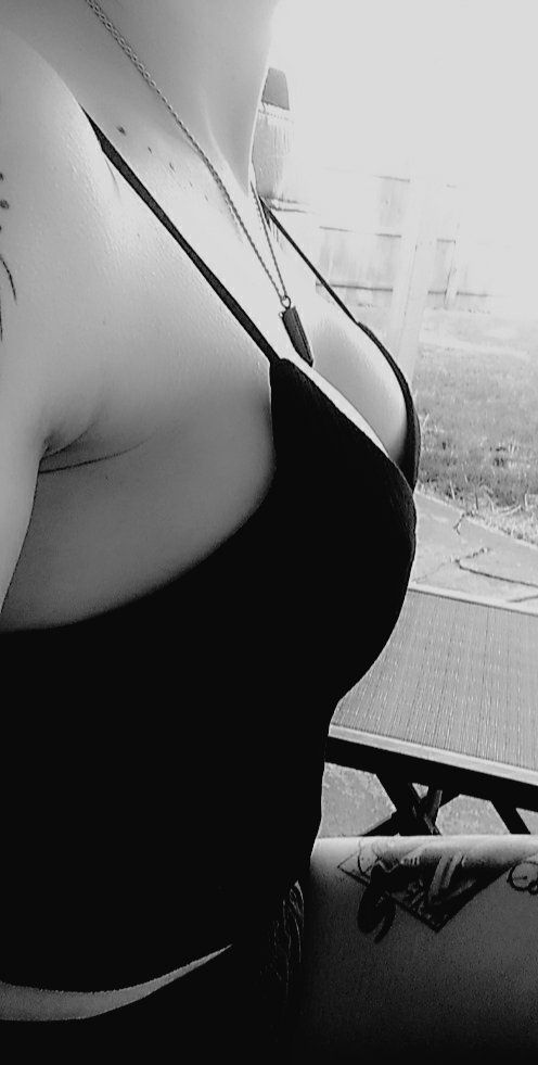 Violet_Storm_'s tweet photo. Visit me on all my platforms 
https://t.co/4cAxCH57ht https://t.co/Rirc3hr2lc