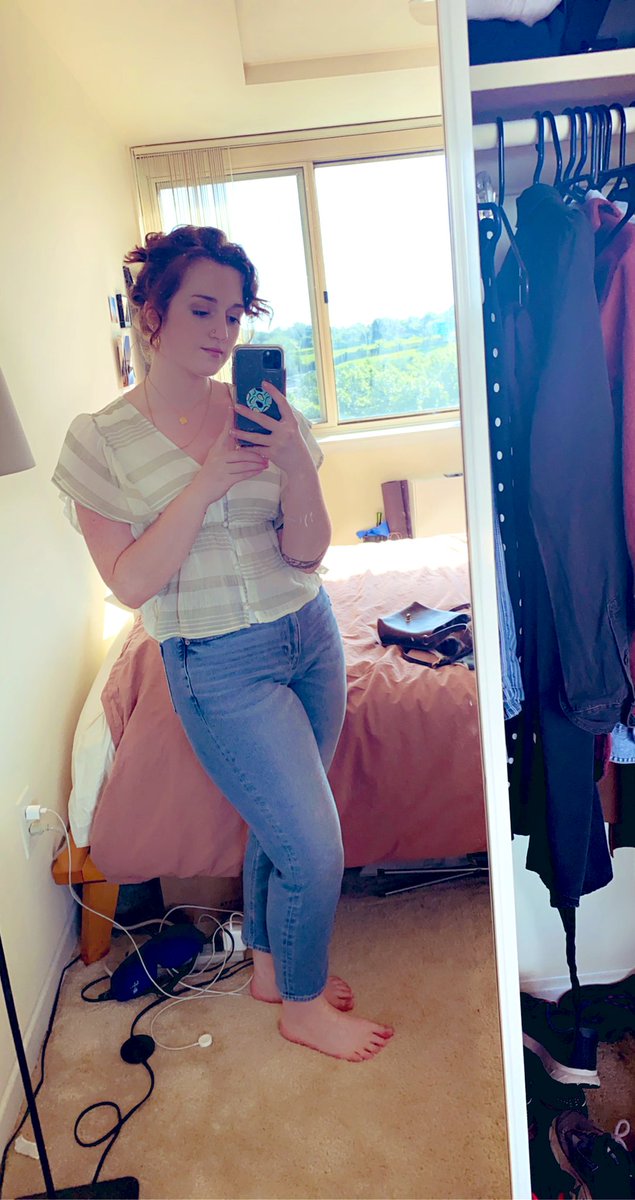 bakerm1597's tweet photo. I’m adorable in DC #dc #notmyroom https://t.co/8P5FFYNqud
