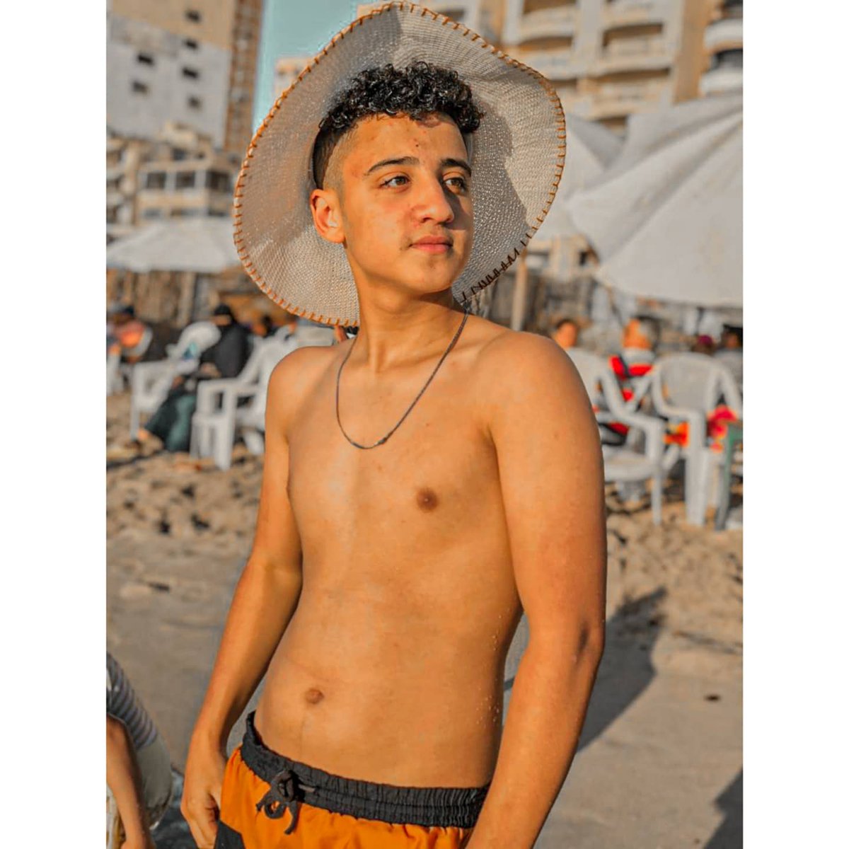 AdhamHa44596229's tweet photo. كلو ب اوانو بس ابقو بانو🔥❤️ https://t.co/Zg0ohJaq9a