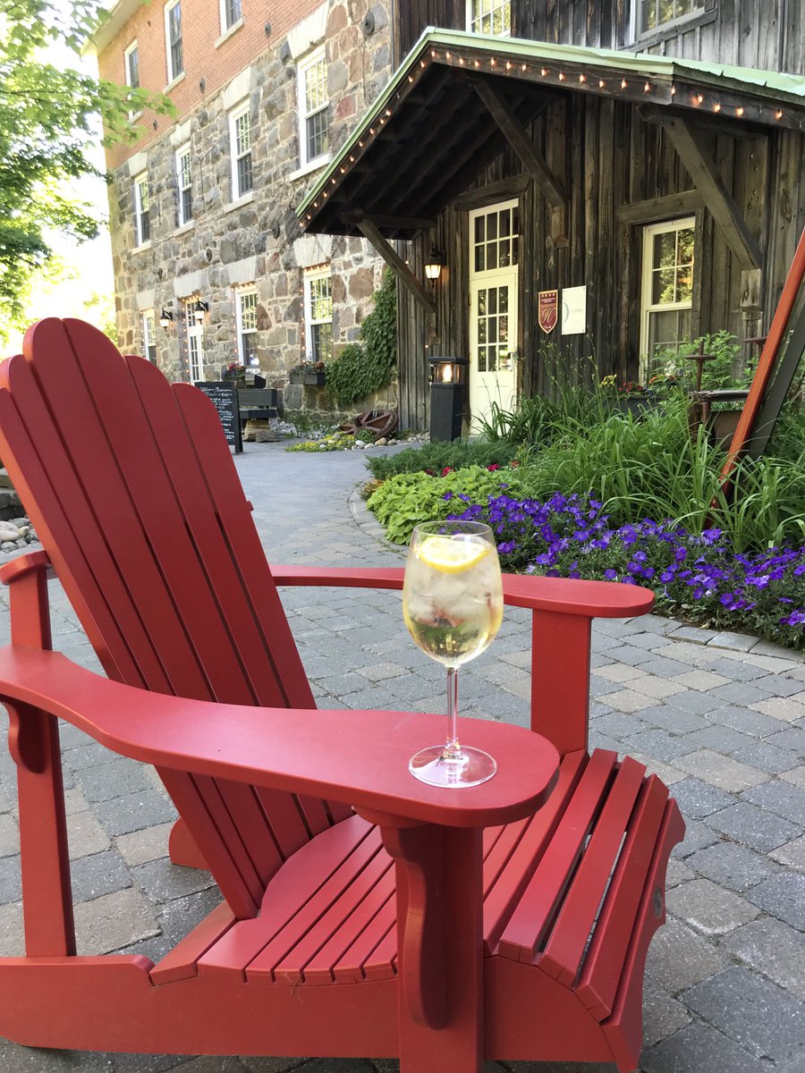 Bliss. Wish you were all here too! <a href="/WakefieldMill/">MoulinWakefieldMill</a>⁩