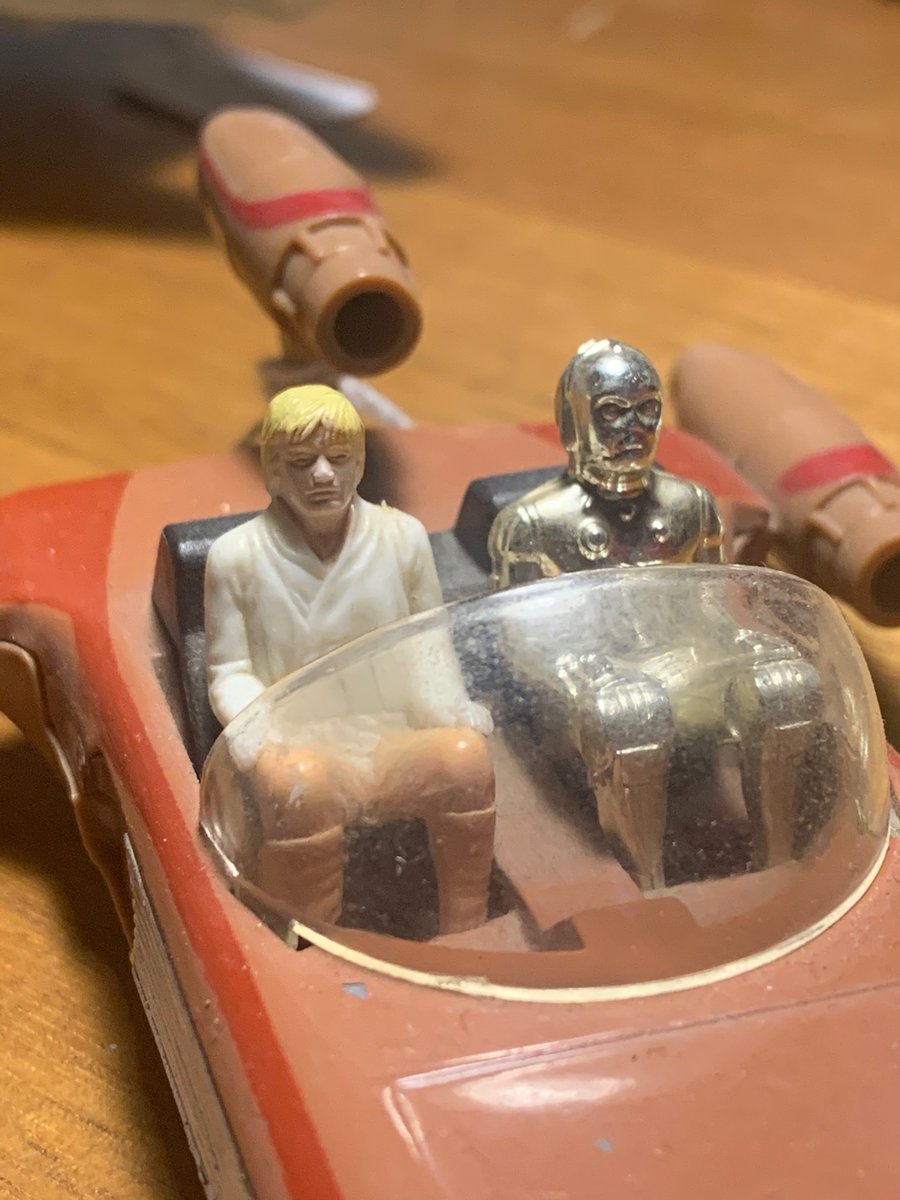 GregECP's tweet photo. On a long zoom, noticed something disturbing #whenuseeit #makethegalaxygreatagain https://t.co/27DCRdGsKr