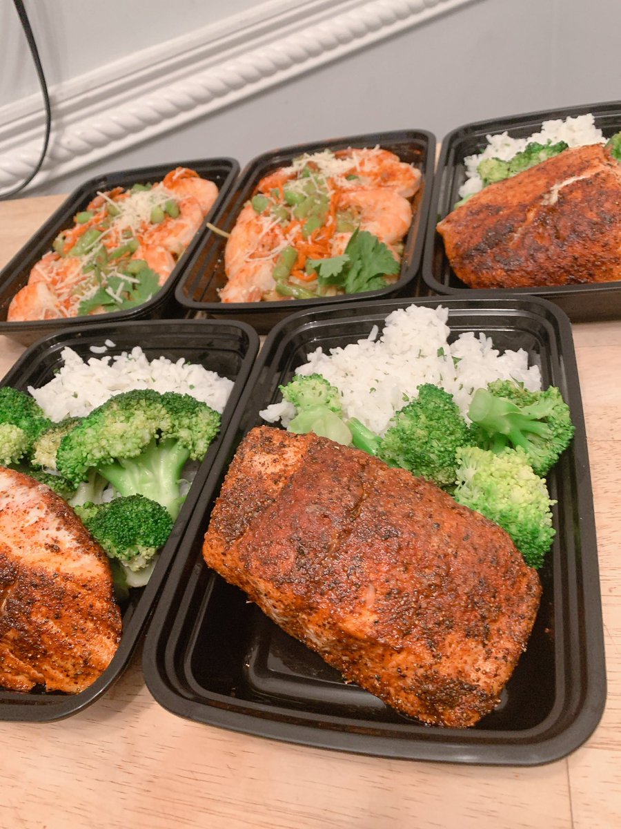 Chef_Romance's tweet photo. #mealpreps #healtheats #chefcory #Nofastfood #eatlikeachamp #sportseats #differentcultures https://t.co/XGNmuevL52