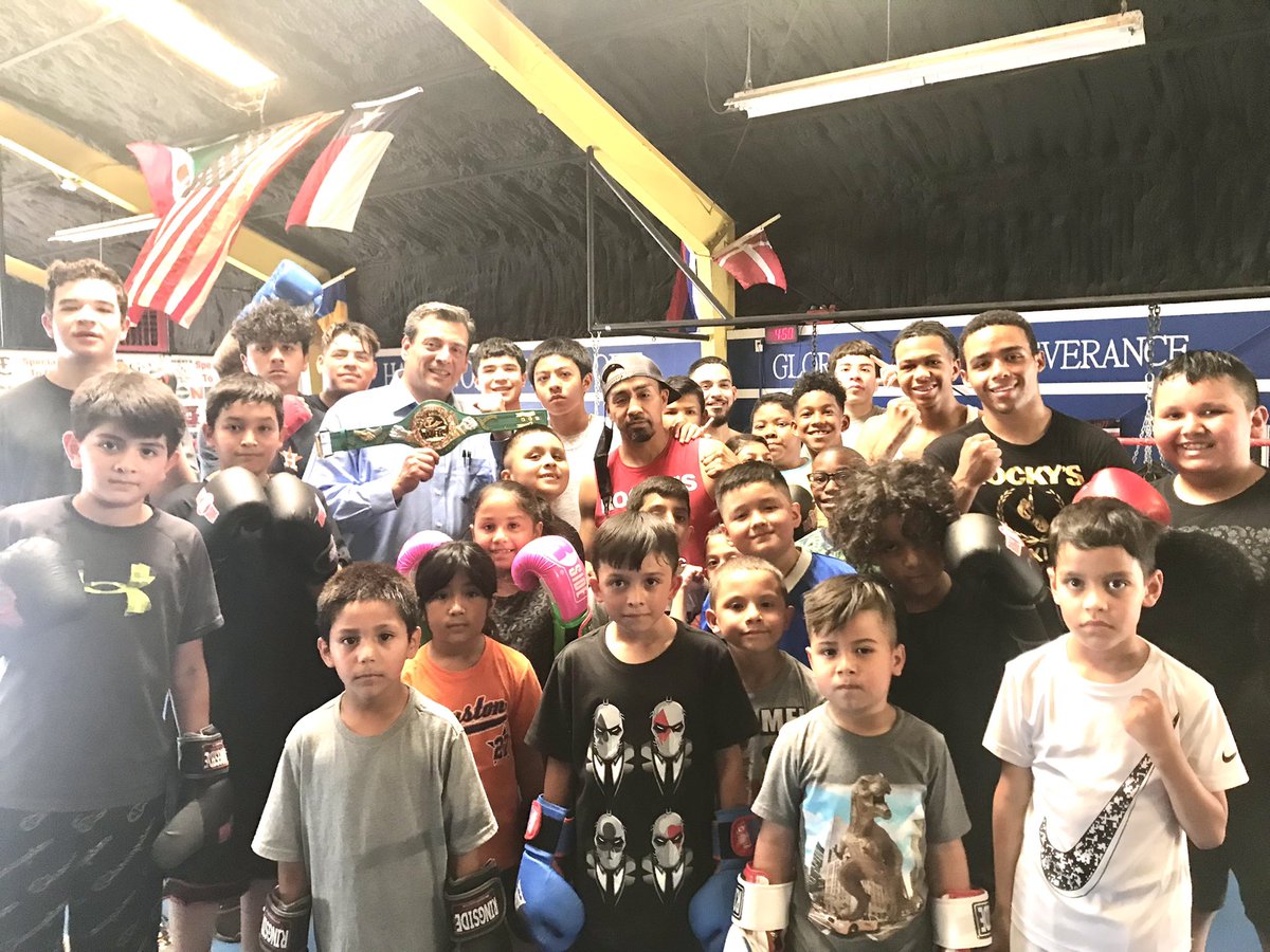 Mauricio Sulaiman tweet media