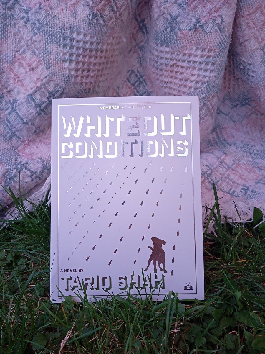 MWC_QC's tweet photo. Send a screenshot of your #CollinsWritersConference registration to sarah.elgatian@mwcqc.org to enter to win a copy of #WhiteoutConditions by @tariqshwa (2020 @twodollarradio).
#novelwriting #writingconference #mwc #mwcqc #writemore #writemorelight #writing #tuitionassitance https://t.co/cVdj8H2E1N