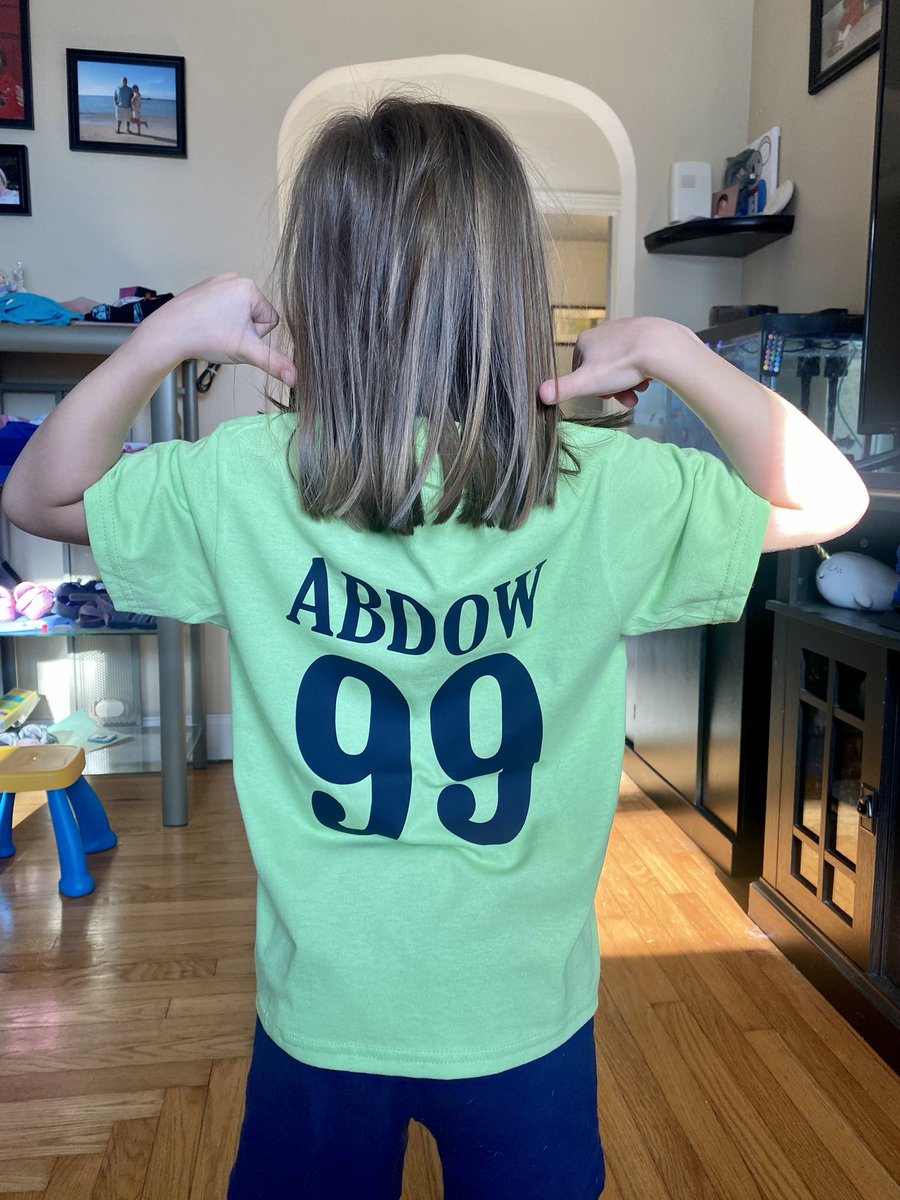 LisaAbdow1980's tweet photo. @dugie_lights @RedSox she’s ready to represent Alex Verdugo in her summer ball league!! @BDCSox @SoxNotes #SwanseaLittleLeague #Swansea,MA https://t.co/ac8UKeirqQ