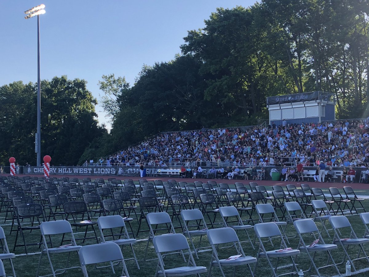 MelocheJoe's tweet photo. The HS East graduation ceremony will begin at 7pm! An absolutely beautiful evening for commencement! Join us on the livestream!! Congratulations Class of 2021!! Go Cougars!!
https://t.co/pn7gjqH6Id https://t.co/EbxibBFw0V