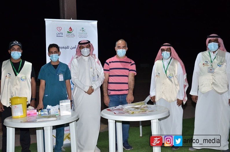 arifco_media's tweet photo. نفذ القطاع الصحي بمحافظة #الحناكية وفريق اثر التطوعي مبادرة  #دمك_حياة بالشراكة مع @WateenAppوذلك بمناسبة اليوم العالمي للمتبرعين بالدم تحت شعار(تبرع بالدم واجعل العالم ينبض بالحياة) https://t.co/gYW0TSjk5x