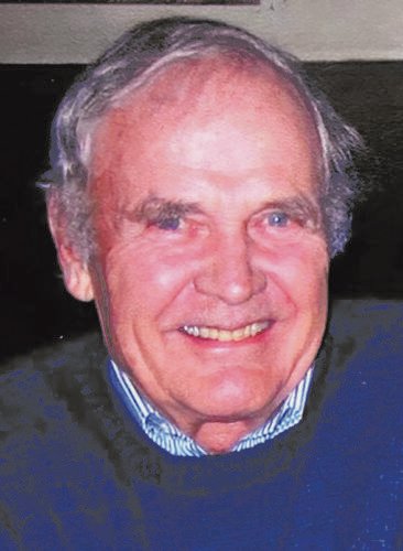 B.T. Easterling buff.ly/3iLFUtt March 10, 1934–June 1, 2021

Bennett Thurmond Easterling, ‘Buzz’, physically ‘gave out’ on Tuesday, June 1, 2021, at his townhom
