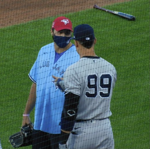 2022 New york yankees and Buffalo Bills aaron judge and josh allen