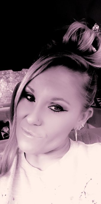 Bored https://t.co/fxPRr0TV9l