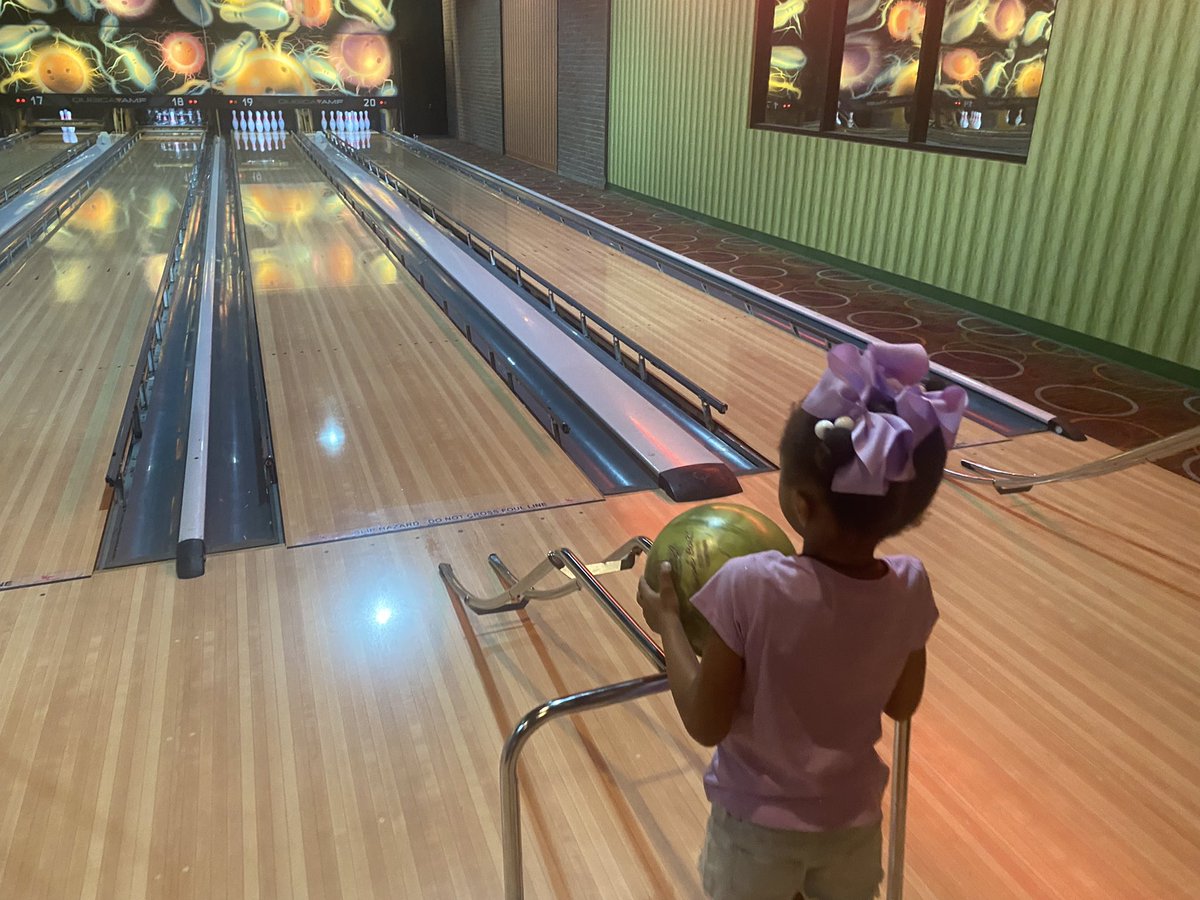WSJERAMS's tweet photo. The Scholars at the Summer Shine Program had a blast bowling on their field trip. https://t.co/MQQz9DgeJm