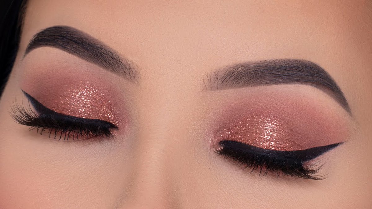 AmbreenNisa's tweet photo. #makemoneyonline
#Trending
#eyes
#eyemakeup
#glAMErous

https://t.co/dGPy9FVzTY https://t.co/OsPu0OgYJu