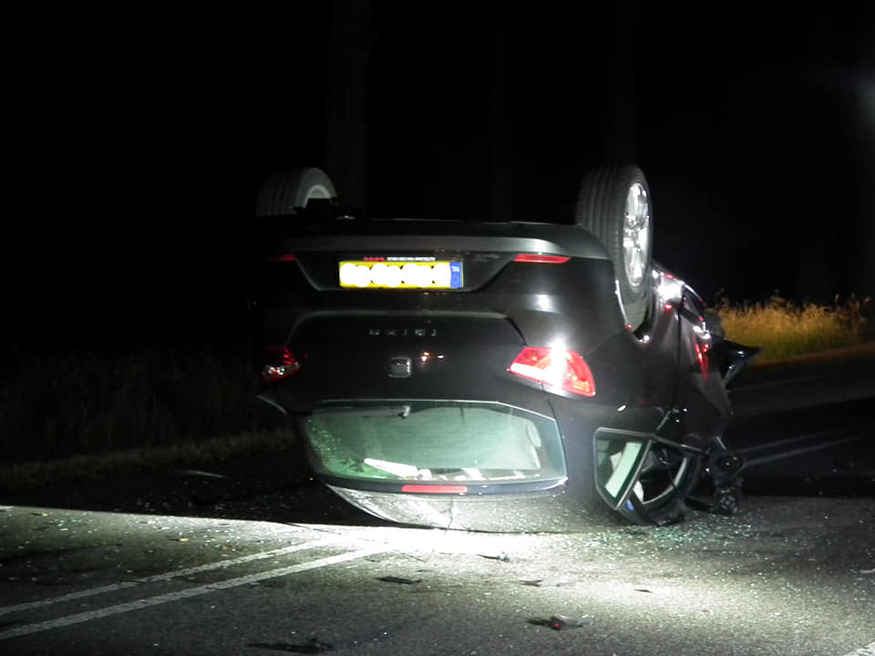 Bestuurster gewond bij frontale aanrijding op de N392 bij Terwispel -.