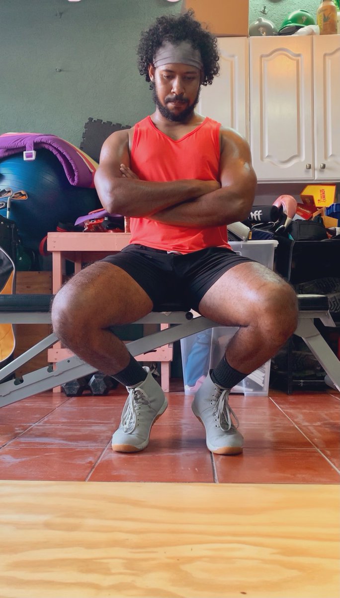 accidentperoune's tweet photo. Something gym really makes you think about your choices https://t.co/KKKAEJZLof