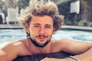 Resistiré MEGA OFICIAL tweet media