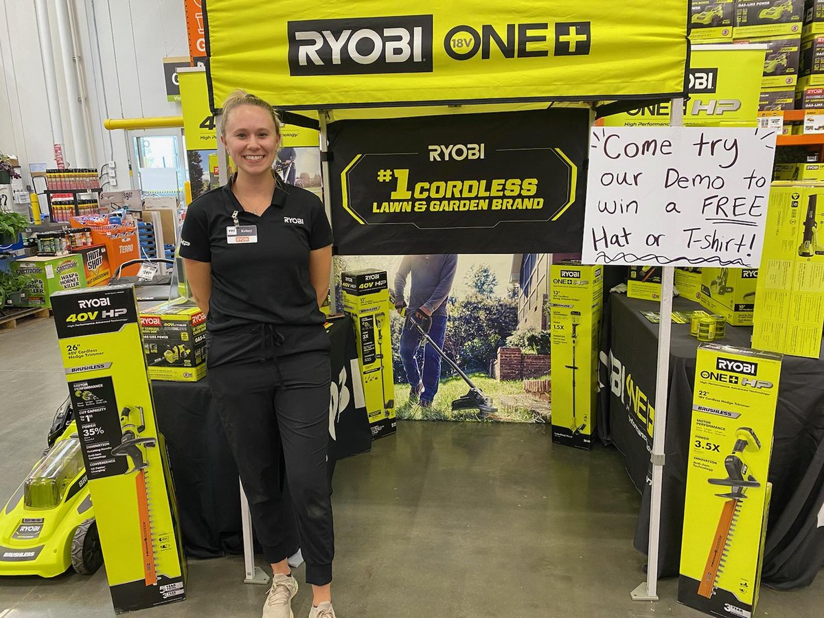 MrsTRexDerby's tweet photo. 1531 getting creative with sales. Thank you Kelsey for all the great partnership. Congrats on you new promo. You will be missed. @conniewalton17 @MASM1531 @QueiroloLinda @josip1531 @NeriWilliams #ryobione https://t.co/FN3adiA2ZI