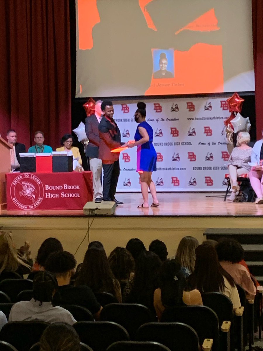 DBDfoundation1's tweet photo. Congratulations to our Abide in Good works scholarship winning recipient Amari Tukes. She has surpassed all of the requirements and has also shown great characteristics throughout her high school career. Continue abiding in good works! Congratulations Amari ! https://t.co/fiPA9r3oiZ