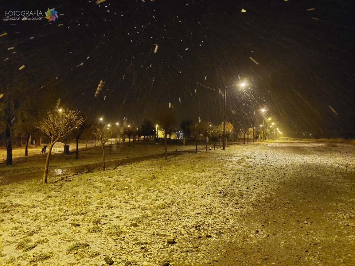 DiFonzoNicolas's tweet photo. Llego la nieve a #VillaElChocon, los paisajes hermosos todo el año.
@minturismo @MarisaFocarazzo https://t.co/Towc960dIl