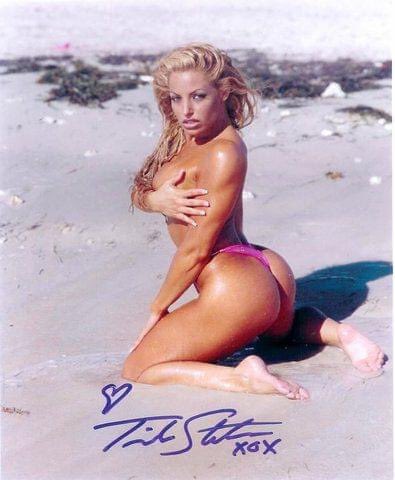 RT @MauriceLJackso1: One of my favorites alltime Trish Stratus https://t.co/314BIL5AAY