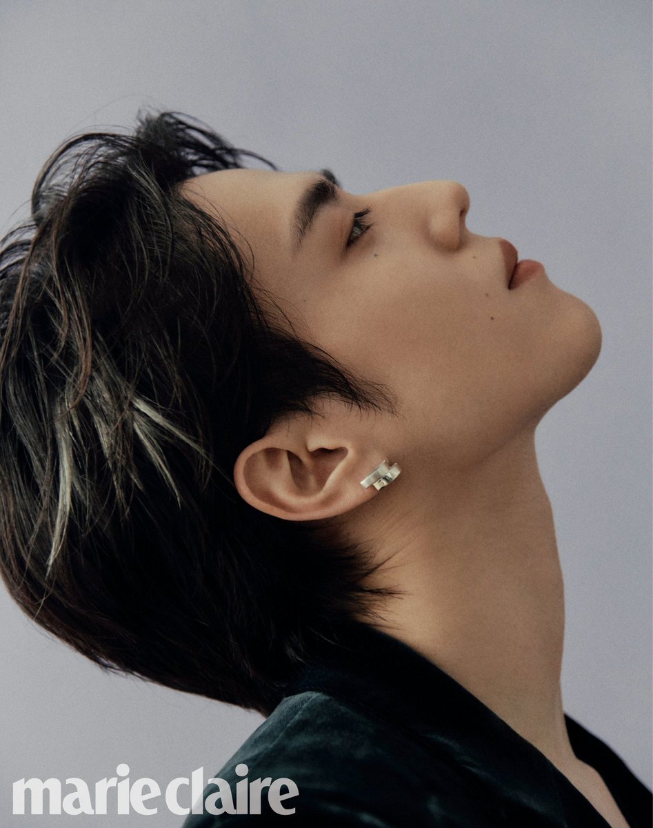 chi_rapa's tweet photo. ลูกชายหล่อมากกกกกก อิแม่มือสั่นไปหมดแน้วววว😭😭😭
#Yugyeom #유겸 @yugyeom #AOMG @AOMGOFFICIAL #PointOfView_U #Yugyeom_AllYourFault https://t.co/SkhRTapFqK